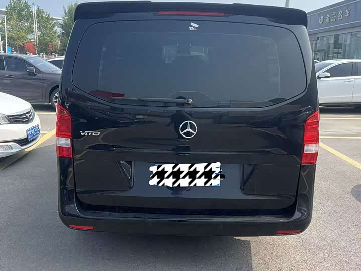 Mercedes-Benz Vito, 2023 — фото 5 из 9