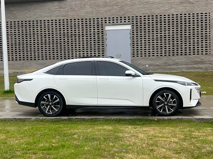 Changan Yida, 2023 — фото 6 из 9