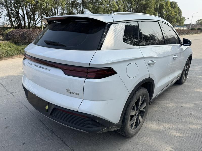 BYD Song Pro Hybrid, 2023 — фото 7 из 12