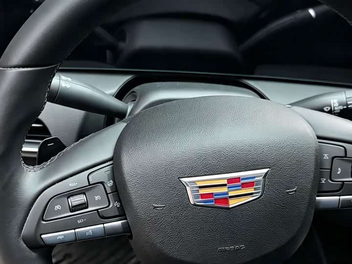 Cadillac CT5, 2025 — фото 8 из 9
