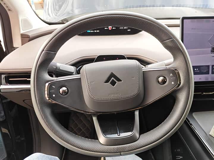 GAC Hyptec HT, 2024 — фото 3 из 9