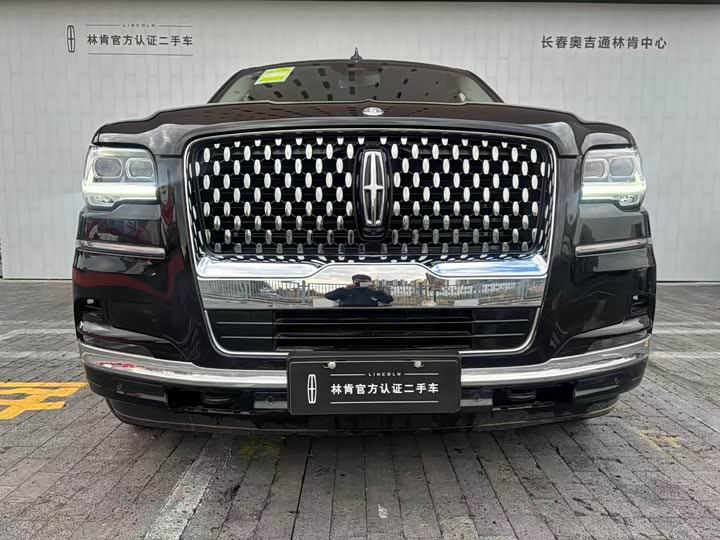 Lincoln Navigator, 2025 — фото 2 из 12