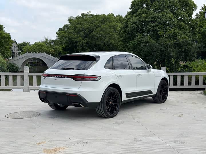 Porsche Macan, 2022 — фото 4 из 9