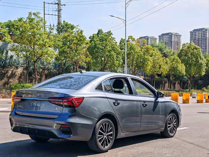 Roewe i5, 2021 — фото 9 из 9
