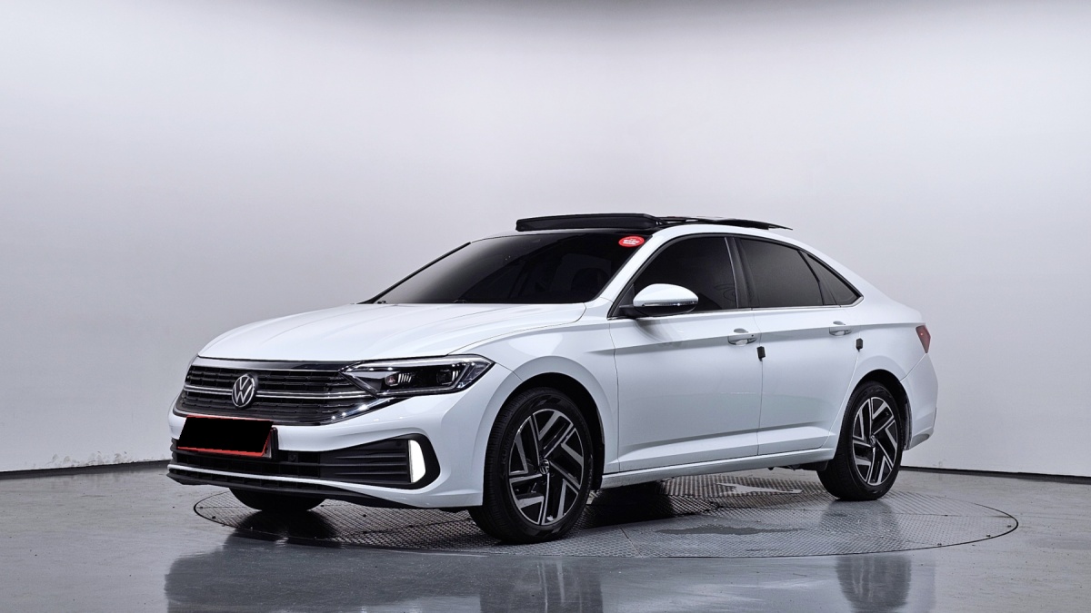 Volkswagen Jetta, 2023 — купить в Москве под ключ