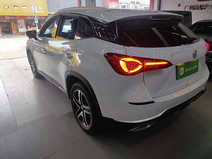 MG Motor One, 2023 — фото 5 из 9