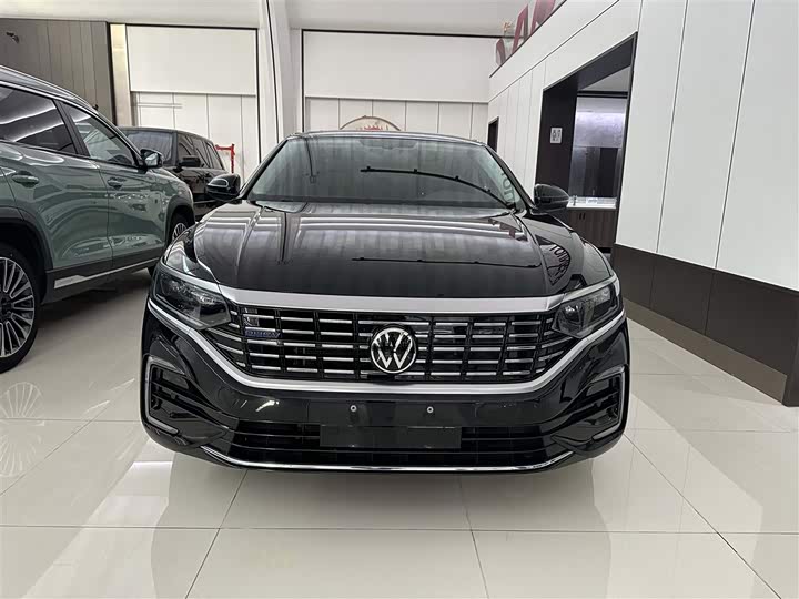 Volkswagen Passat Hybrid, 2022 — фото 3 из 9