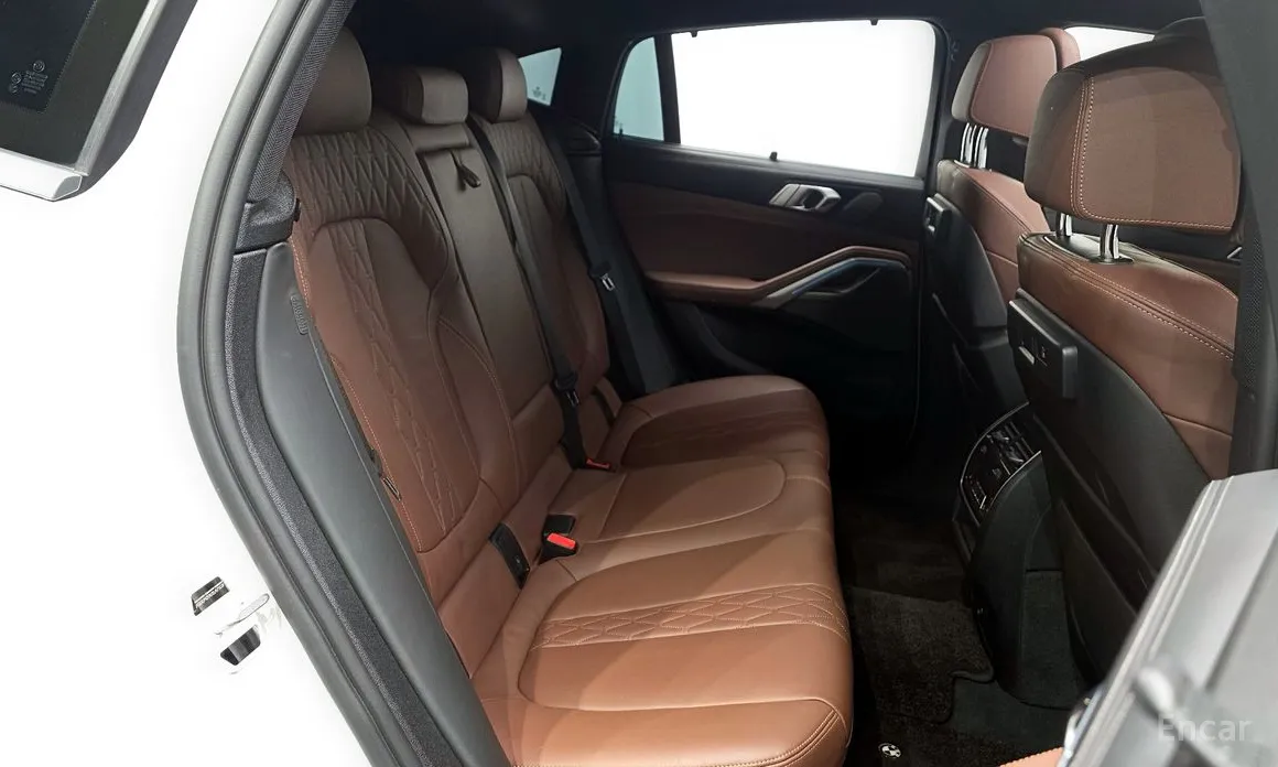 BMW X6, 2022 — фото 12 из 12