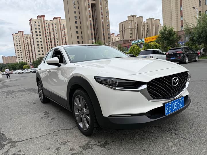 Mazda CX-30, 2022 — фото 3 из 9