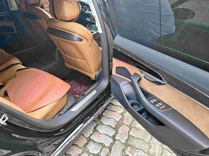 Audi A8, 2025 — фото 8 из 9
