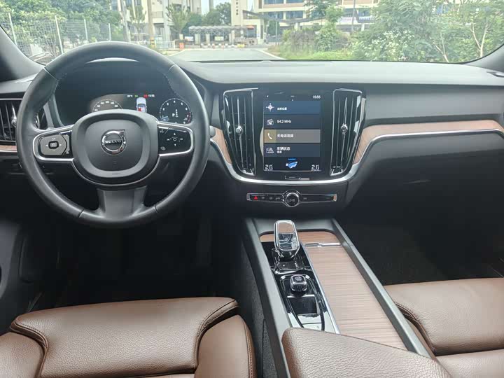 Volvo S60, 2021 — фото 7 из 9