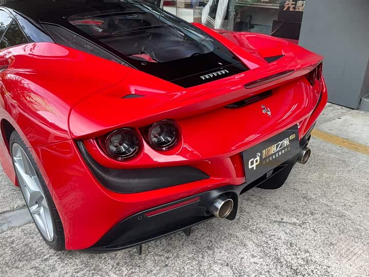 Ferrari F8, 2022 — фото 8 из 9