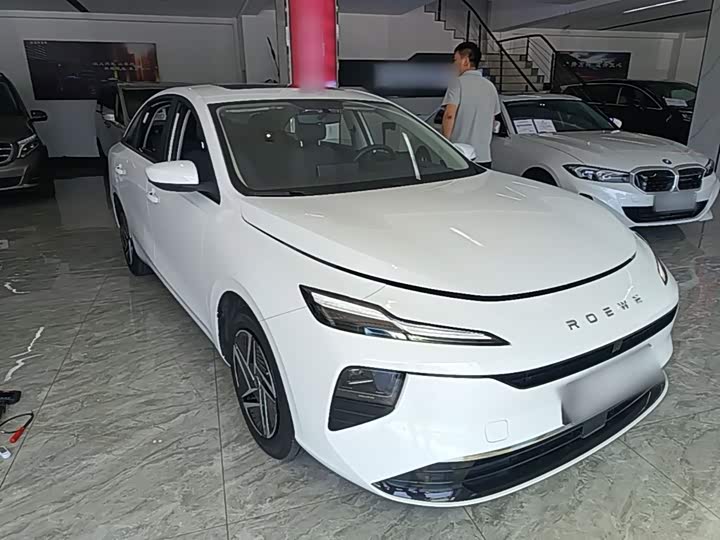 Roewe D6, 2026 — фото 4 из 9