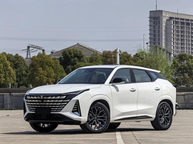 Changan UNI-Z, 2024 — купить в Санкт-Петербурге под ключ