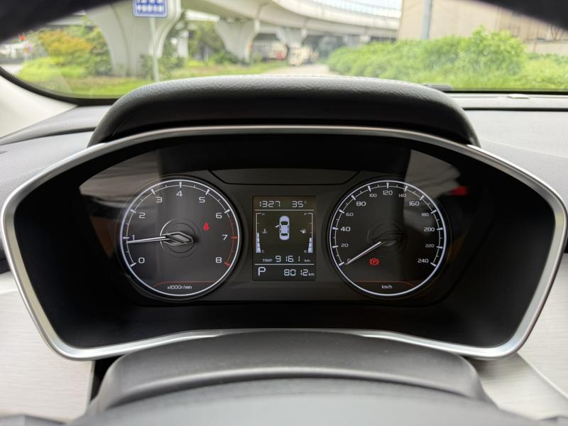 Geely Coolray, 2025 — фото 11 из 12