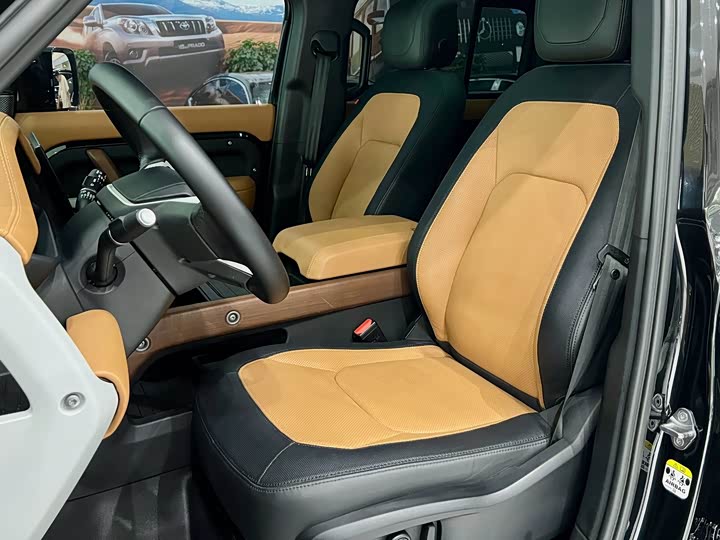 Land Rover Defender, 2024 — фото 6 из 9