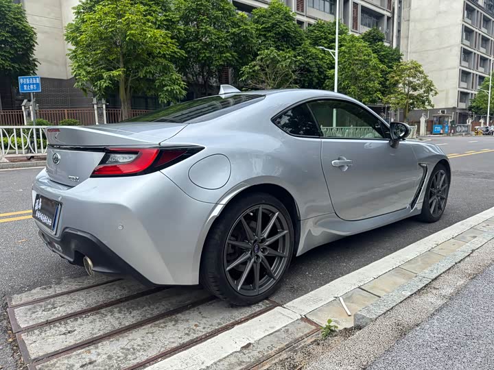 Subaru BRZ, 2022 — фото 6 из 9