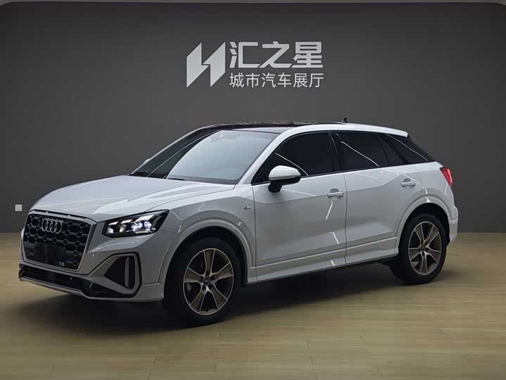 Audi Q2L, 2023 — купить в Иванове под ключ
