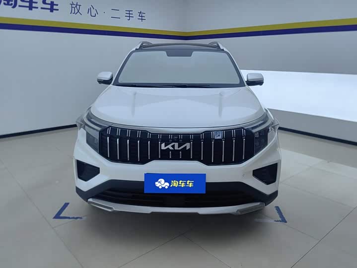 Kia Sportage GT-line, 2023 — фото 2 из 9