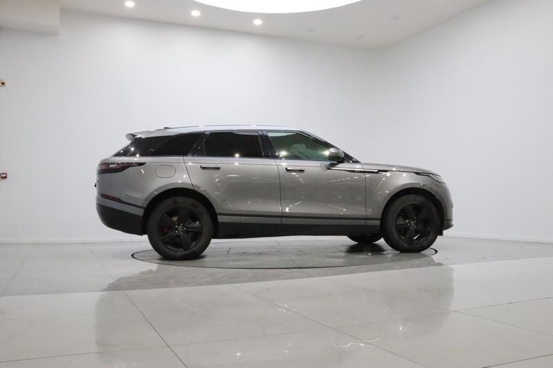 Land Rover Range Rover Velar, 2023 — фото 8 из 12