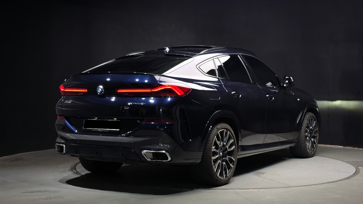 BMW X6, 2024 — фото 2 из 12