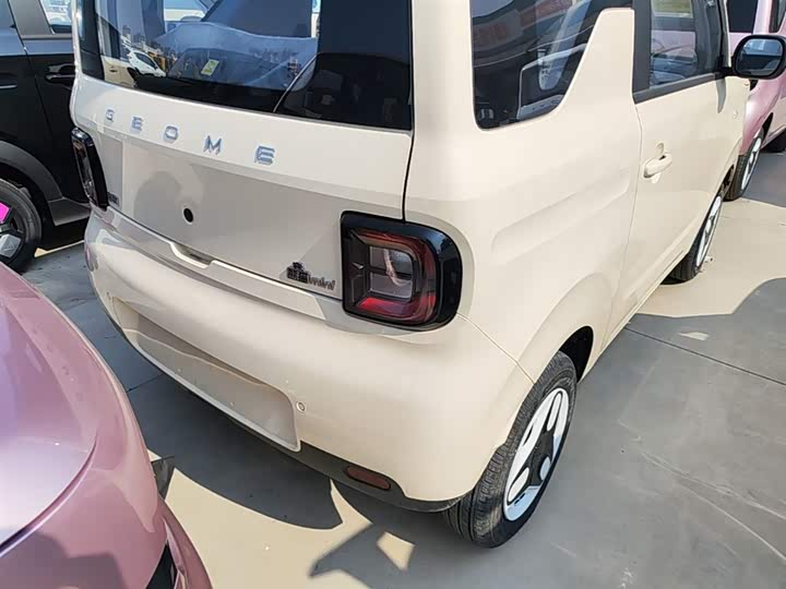 Geely Galaxy Panda Mini, 2025 — фото 8 из 9