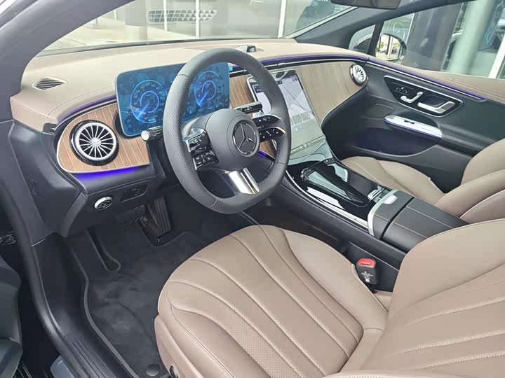Mercedes-Benz EQE, 2026 — фото 8 из 9