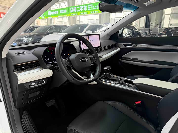 Geely Emgrand L, 2022 — фото 7 из 9