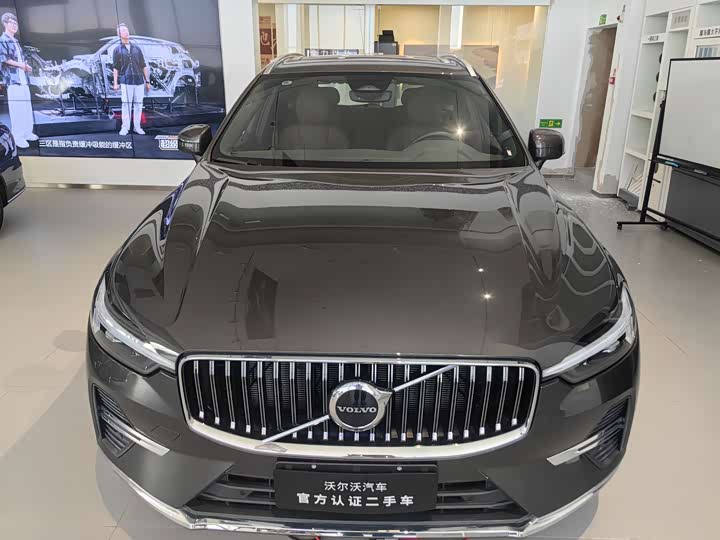 Volvo XC60, 2025 — фото 2 из 9