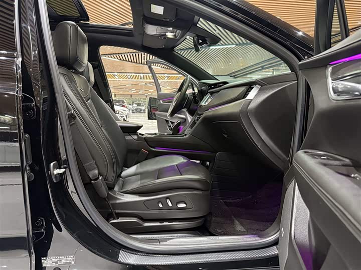 Cadillac XT5, 2022 — фото 9 из 9