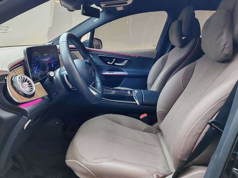 Mercedes-Benz EQE SUV, 2023 — фото 11 из 12