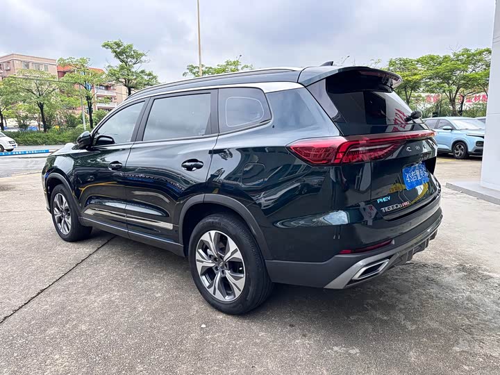 Chery Tiggo 8 Pro Hybrid, 2023 — фото 4 из 9