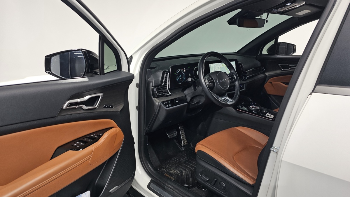 Kia Sportage, 2023 — фото 9 из 12