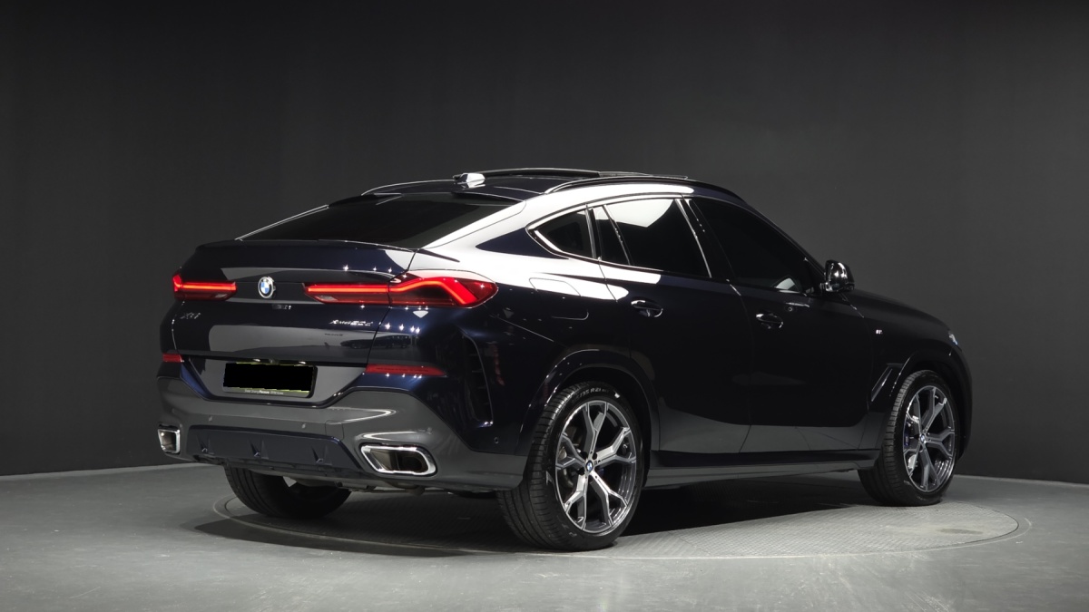 BMW X6, 2023 — фото 2 из 12