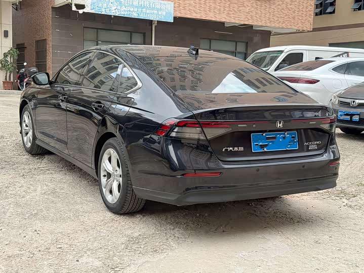 Honda Accord, 2023 — фото 7 из 9