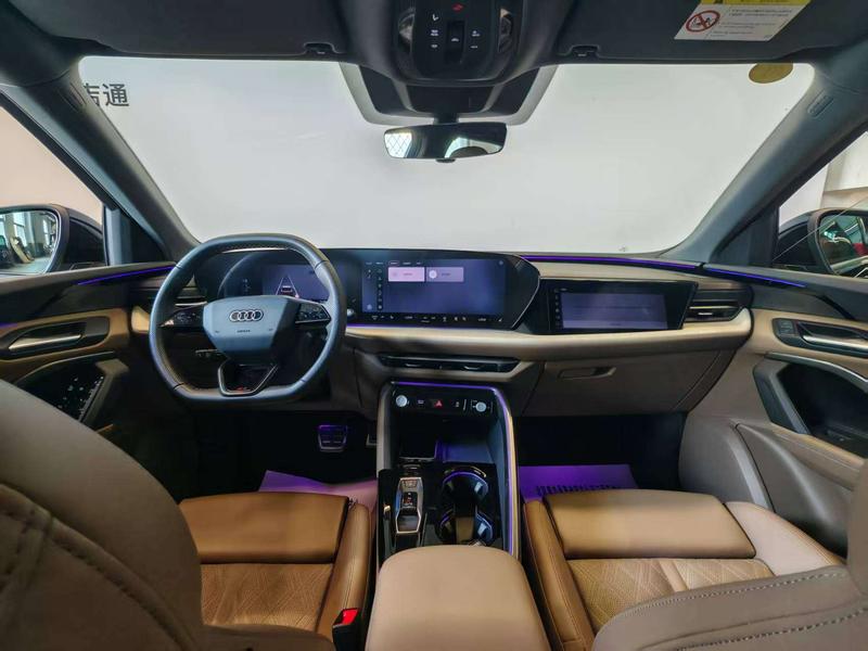 Audi Q5L, 2025 — фото 8 из 12