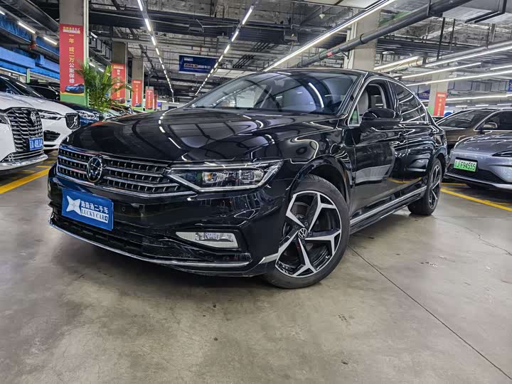 Volkswagen Magotan, 2025 — купить в Ижевске под ключ