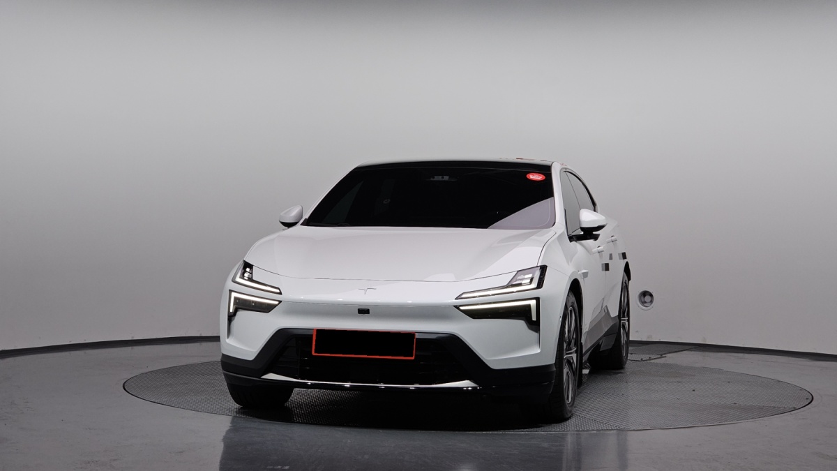 Polestar 4, 2025 — фото 3 из 12