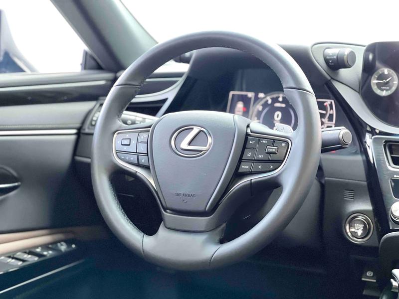 Lexus ES, 2024 — фото 12 из 12