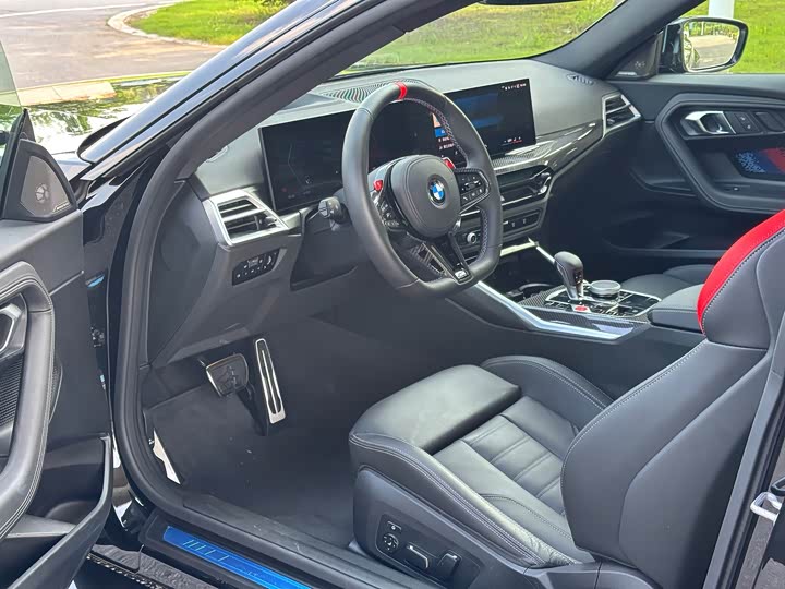 BMW M2, 2025 — фото 7 из 9
