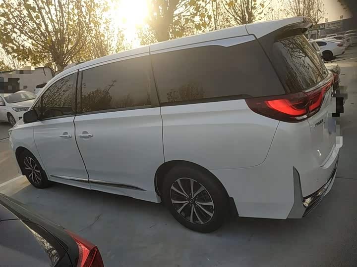 GAC Trumpchi M8, 2022 — фото 5 из 12