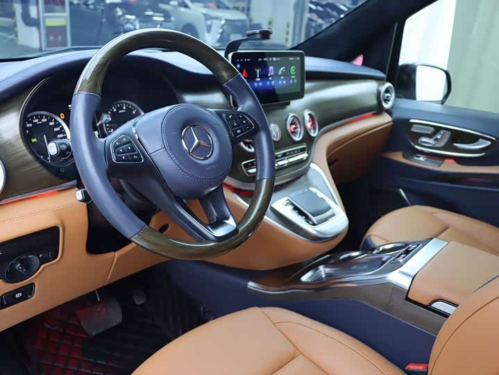 Mercedes-Benz Vito, 2023 — фото 7 из 9