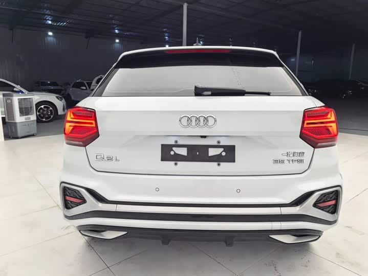 Audi Q2L, 2022 — фото 6 из 9