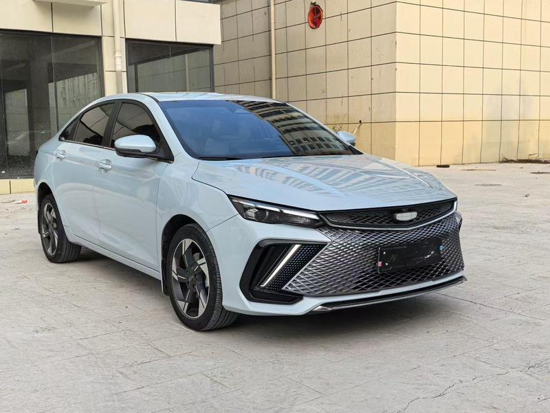 Geely Emgrand L Hi·P Hybrid, 2022 — фото 3 из 11