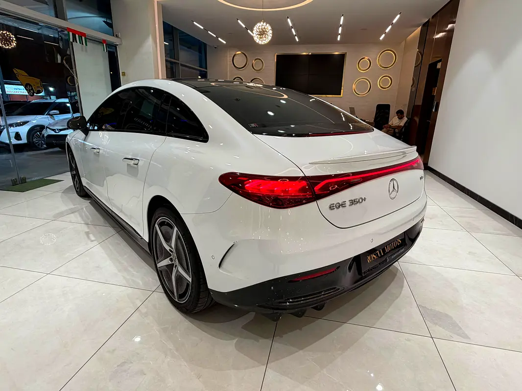 Mercedes-Benz EQE, 2023 — фото 5 из 10