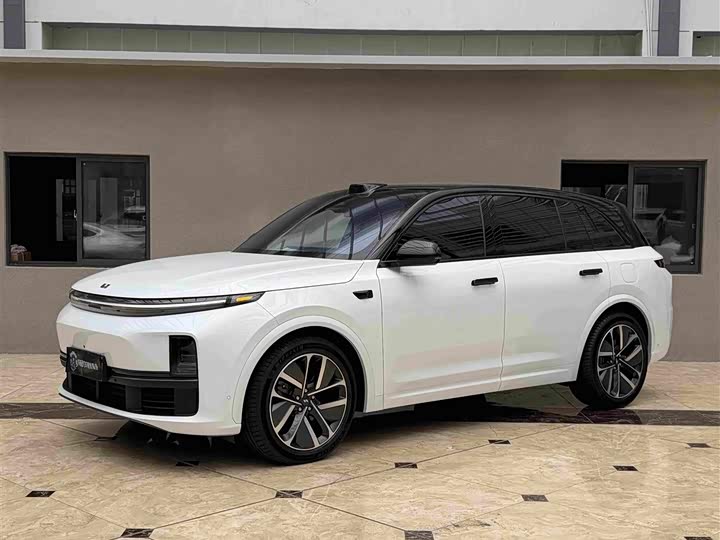LiXiang L7, 2024 — купить в Воронеже под ключ