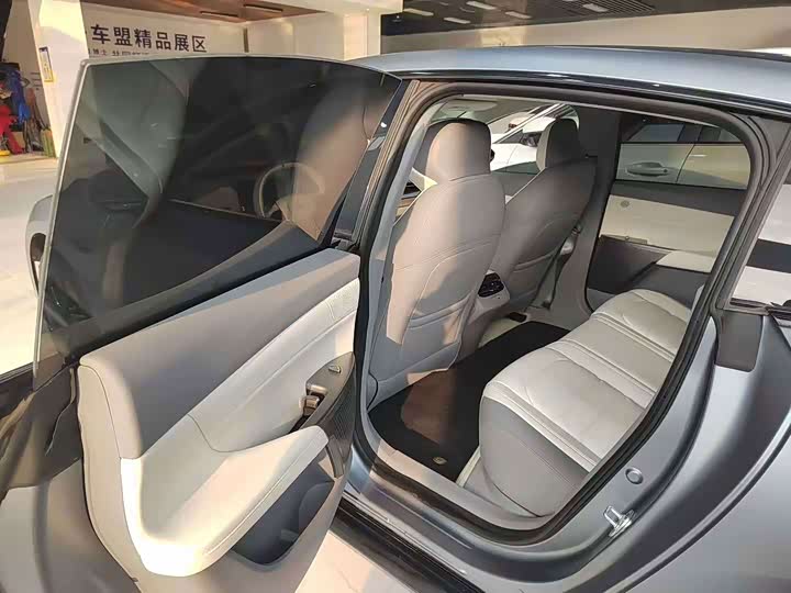 Dongfeng Yipai eπ 007, 2023 — фото 6 из 9