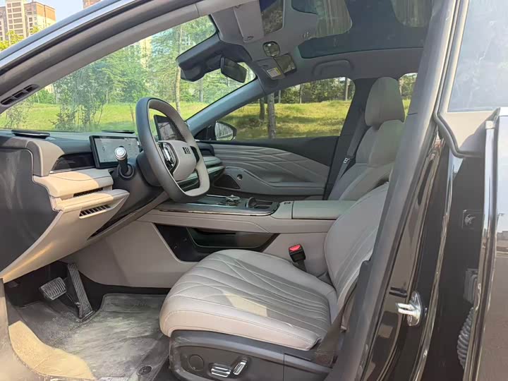 Geely Galaxy Starshine 8 EM-i, 2025 — фото 4 из 9