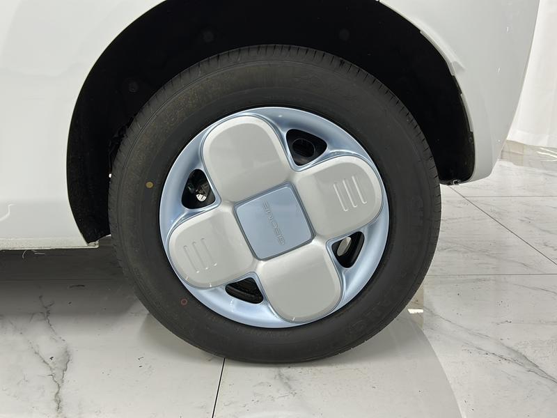 Geely Galaxy Panda Mini, 2026 — фото 11 из 12