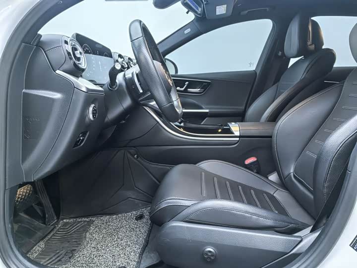 Mercedes-Benz C-Class, 2022 — фото 6 из 9